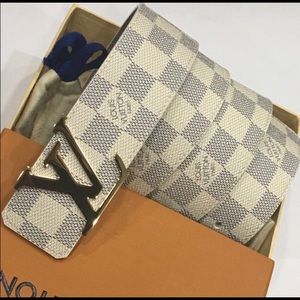 White and Gold Damiar Louis Vuitton Belt